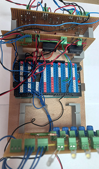 Cossing Lighting Circuit W